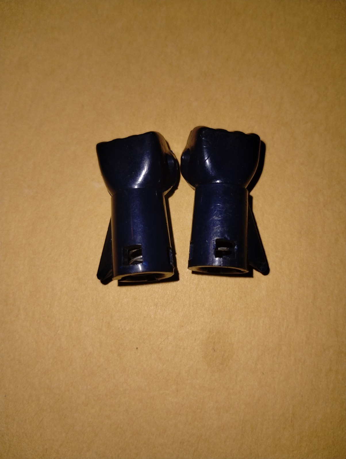 Vintage 70s Mattel SHOGUN WARRIORS Great MAZINGA GA-05 DIE-CAST LEFT & Right Set Vintage 70s Mattel SHOGUN WARRIORS Great MAZINGA GA-05 DIE-CAST LEFT & Right Set