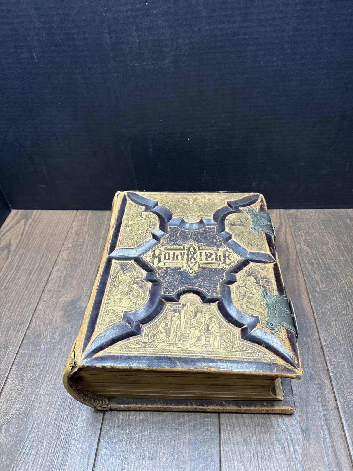 Antique 1880’s HOLY BIBLE OLD AND NEW TESTAMENTS DR. WM. SMITH SYRACUSE N.Y.