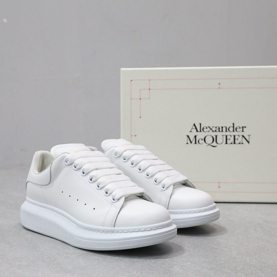 Alexander McQueen Oversized Sneakers Men's White Leather Shoes 