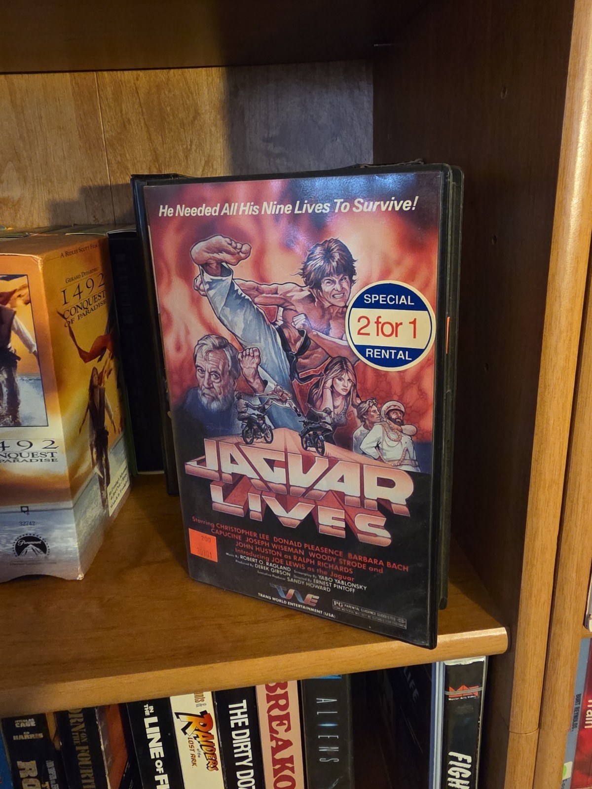**1986 VINTAGE CLAMSHELL VHS \ **1986 VINTAGE CLAMSHELL VHS \