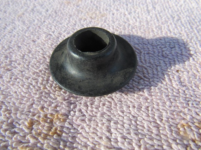 VTG Johnson Evinrude antique outboard motor cover grommet new OEM 203616 0203616 VTG Johnson Evinrude antique outboard motor cover grommet new OEM 203616 0203616