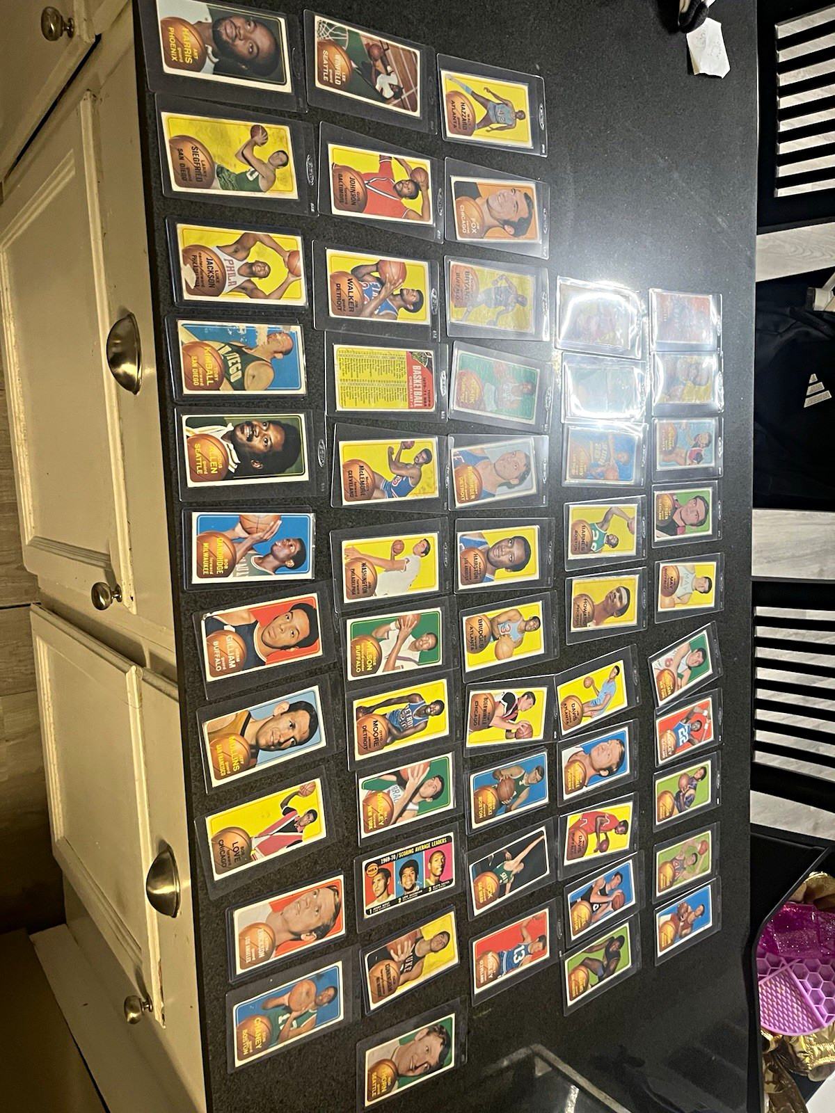 1970-71 Topps NBA Basketball low grade partial set Alcindor ,West , Dandridge rc 1970-71 Topps NBA Basketball low grade partial set Alcindor ,West , Dandridge rc