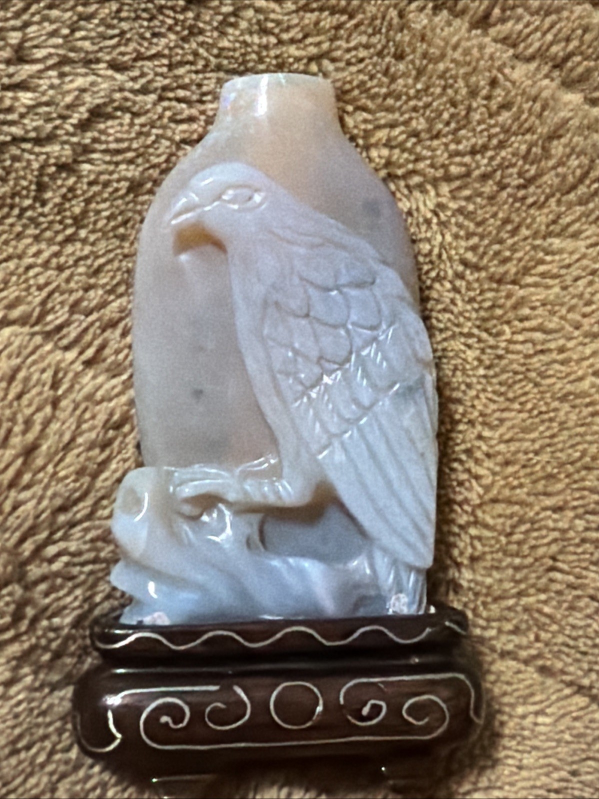 Antique Chinese Hand Carved Eagle Natural OPAL Stone Snuff Bottle Antique Chinese Hand Carved Eagle Natural OPAL Stone Snuff Bottle