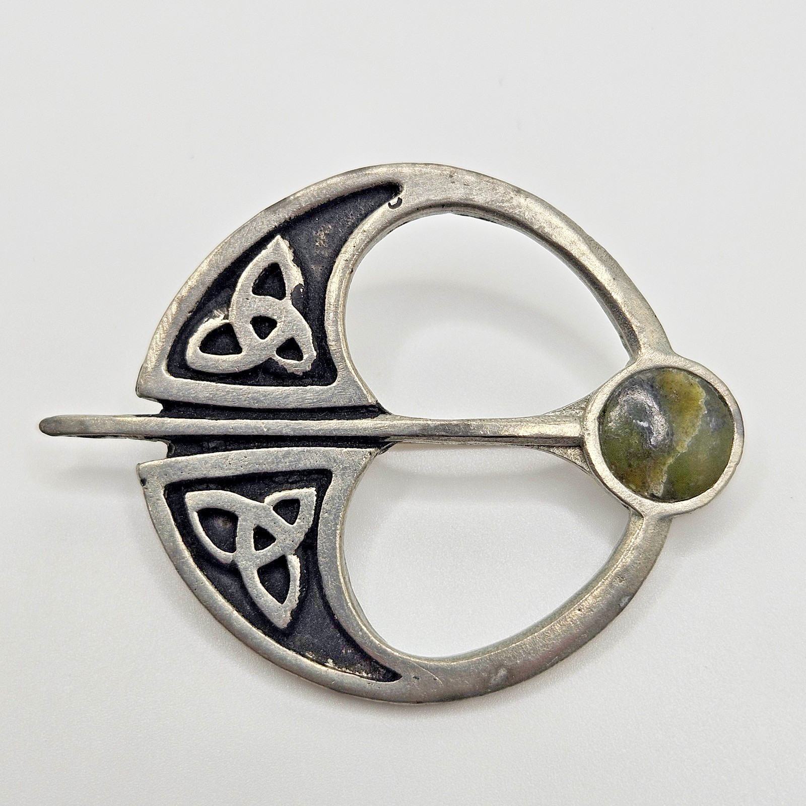 Tara Celtic Brooch Signed Ireland Silver Tone Vintage Tara Celtic Brooch Signed Ireland Silver Tone Vintage