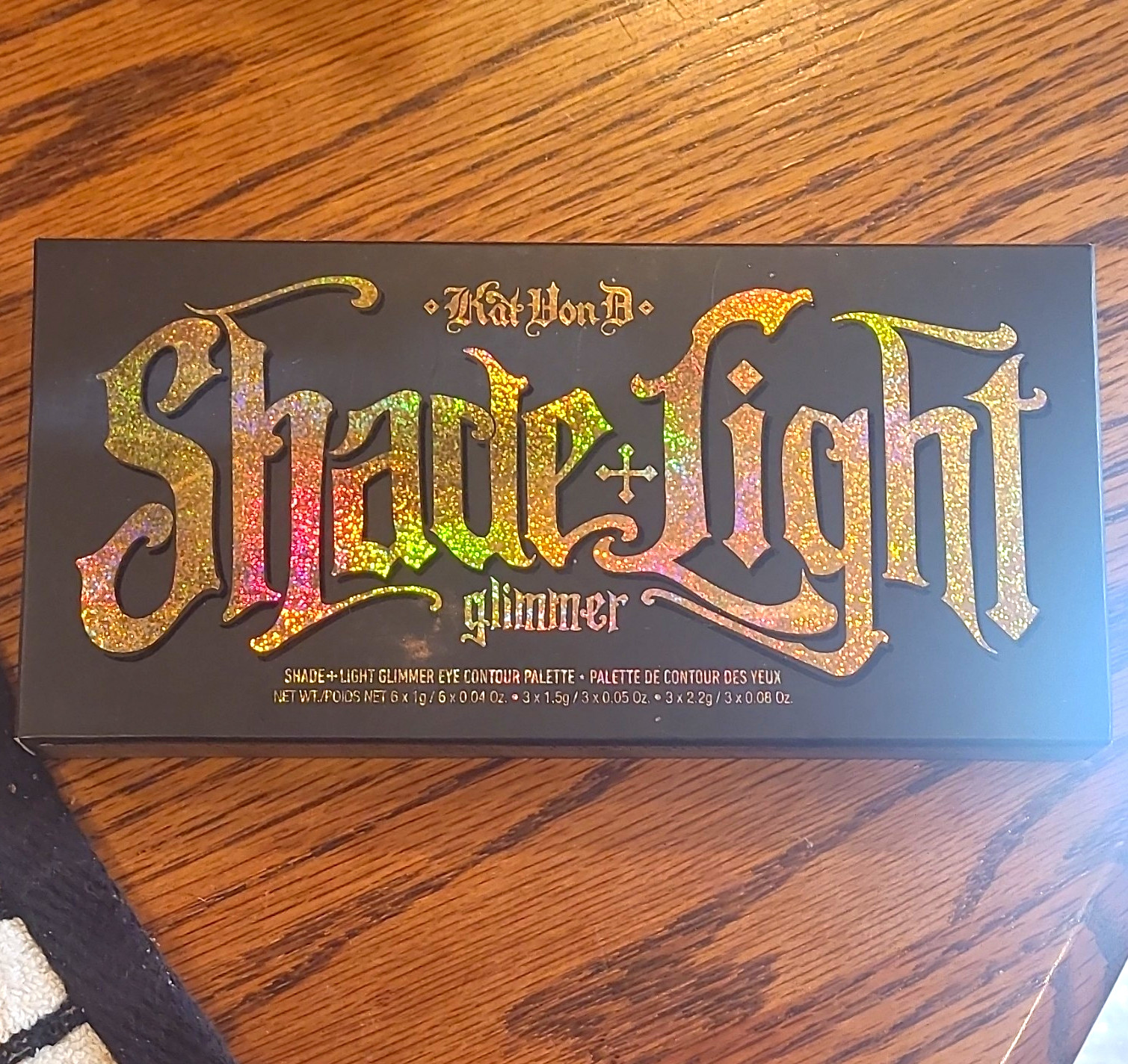 Kat Von D Shade + Light Glimmer Palette Pressed Powder Shimmer Vegan 0.19 oz Kat Von D Shade + Light Glimmer Palette Pressed Powder Shimmer Vegan 0.19 oz