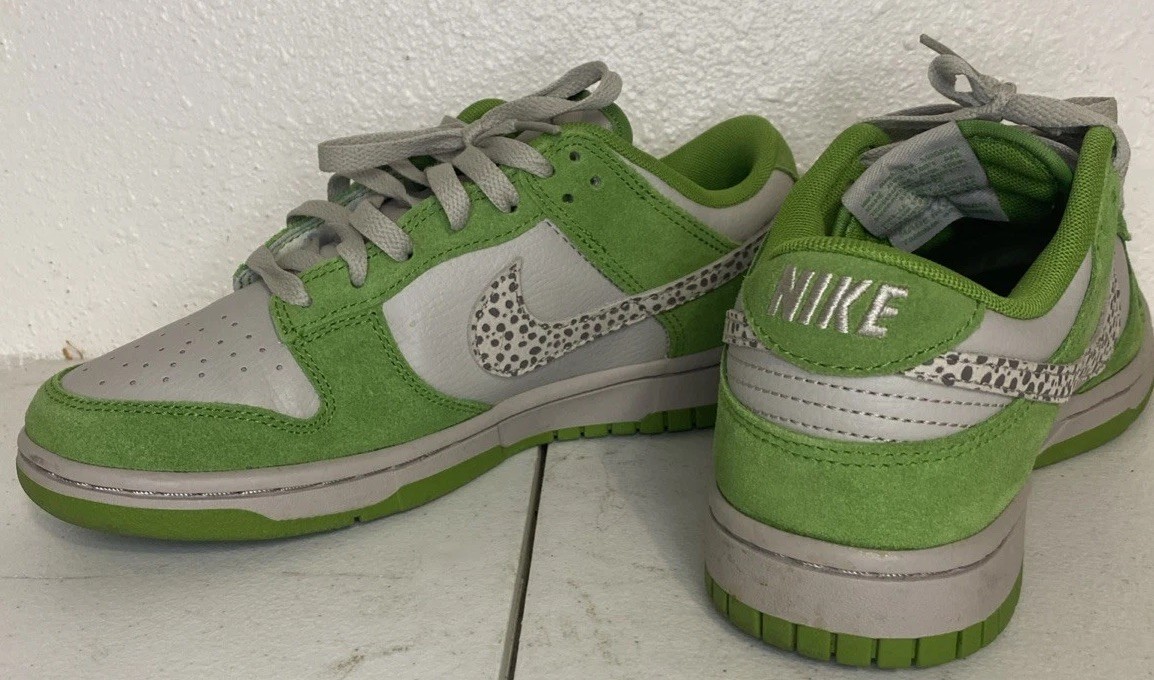 Size 7- Nike Dunk Low AS Safari Swoosh Chlorophyll *LIGHTLY WORN/NO BOX* Size 7- Nike Dunk Low AS Safari Swoosh Chlorophyll *LIGHTLY WORN/NO BOX*