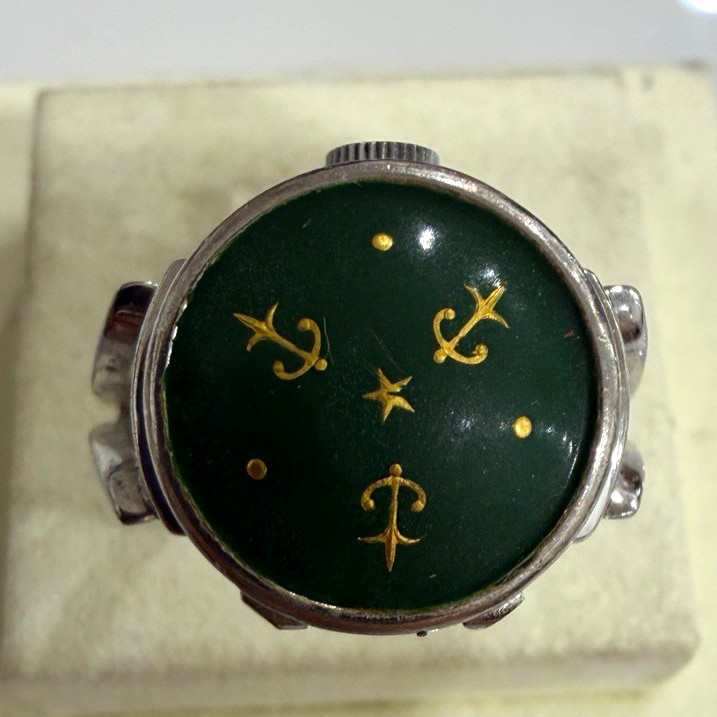Vintage Louis Rossel Flip-Top Ring Watch Anchor Green Adjustable Ring band Vintage Louis Rossel Flip-Top Ring Watch Anchor Green Adjustable Ring band