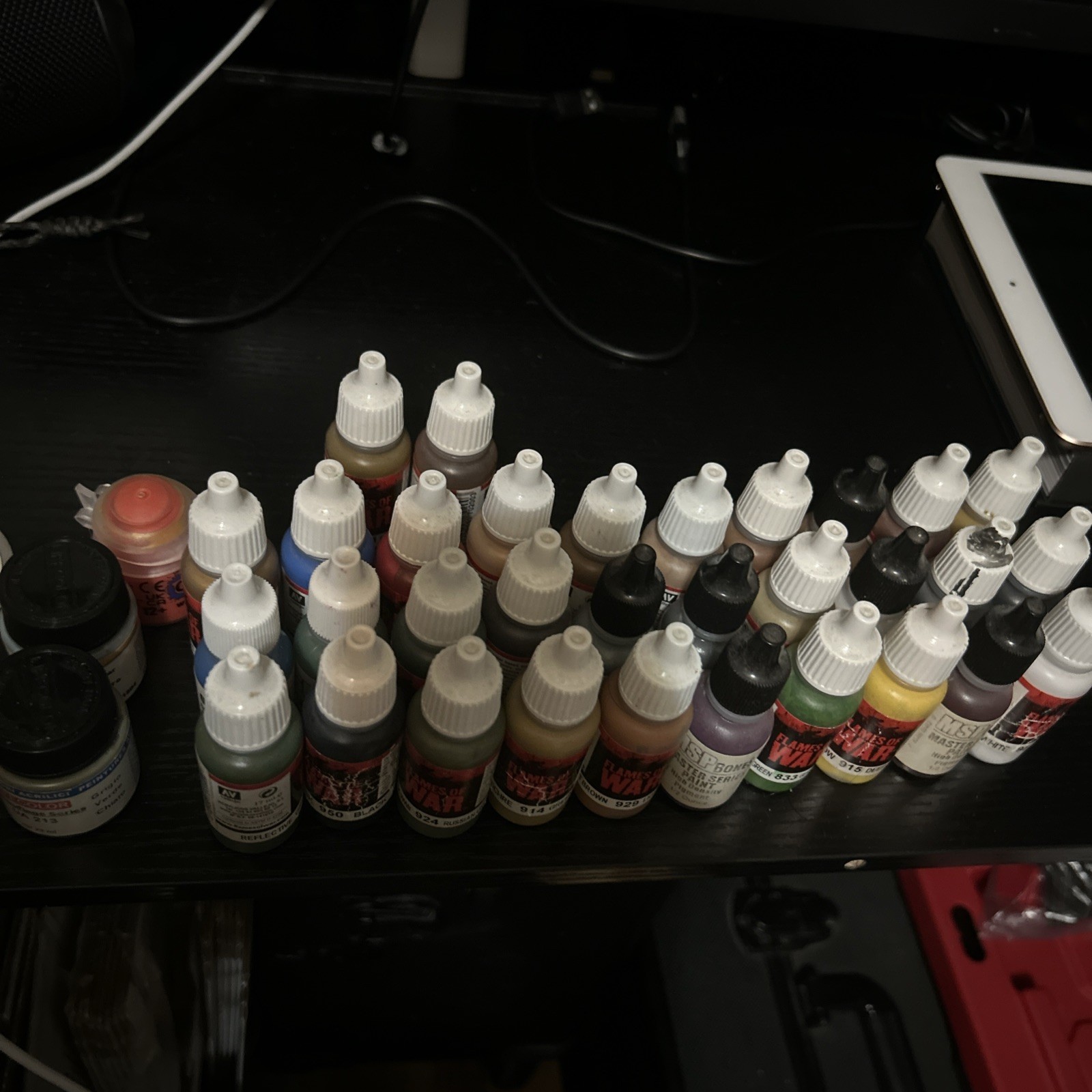 Vallejo / Citadel / MSP bones Paint Lot 36pcs Vallejo / Citadel / MSP bones Paint Lot 36pcs