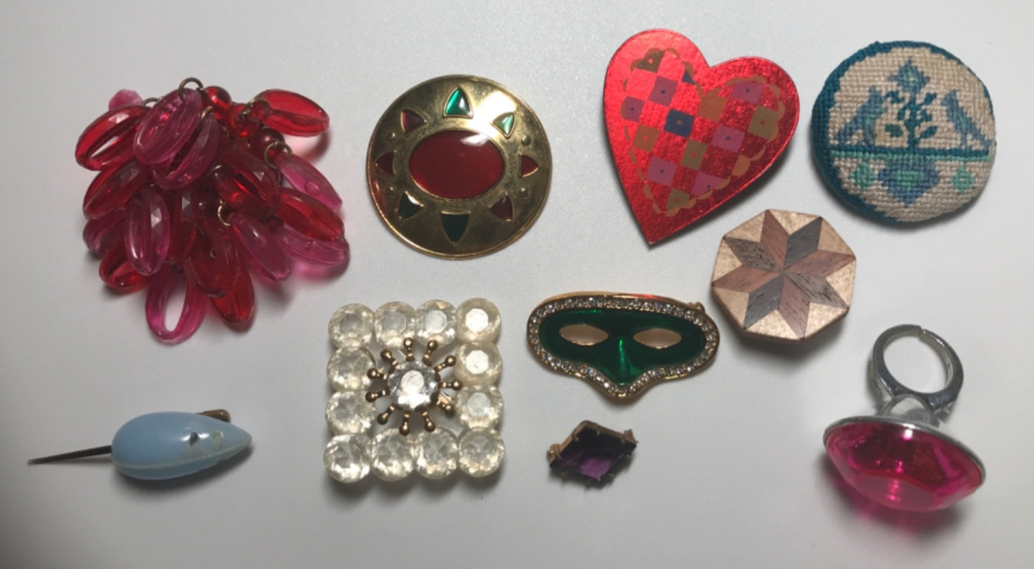 Vintage Eclectic Costume Jewelry Brooches, Pins, Ring. Lot of 10.