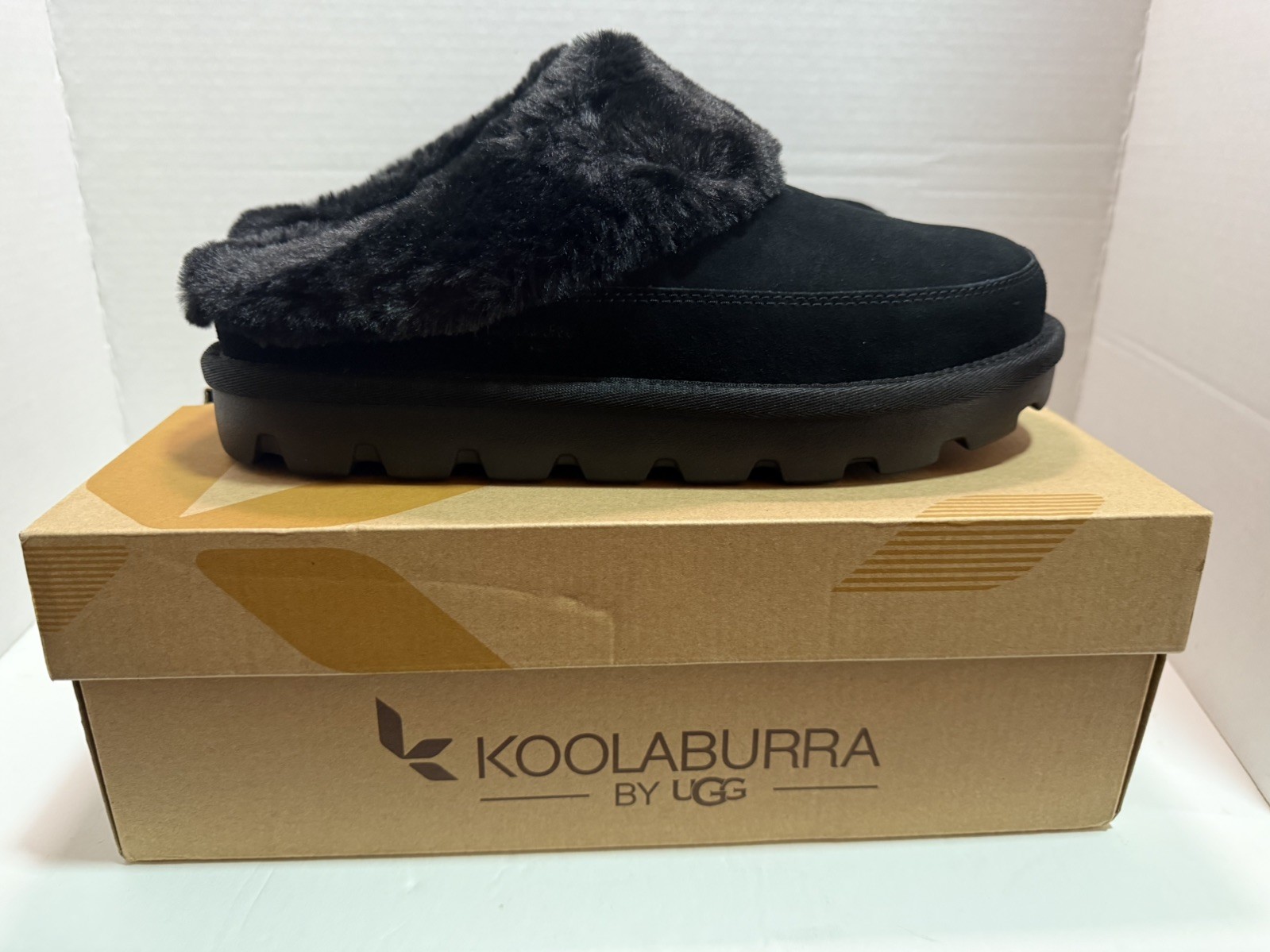 NIB Koolaburra by UGG Tizzey Black Suede Faux Fur Womens Slipper Sz 10 NIB Koolaburra by UGG Tizzey Black Suede Faux Fur Womens Slipper Sz 10