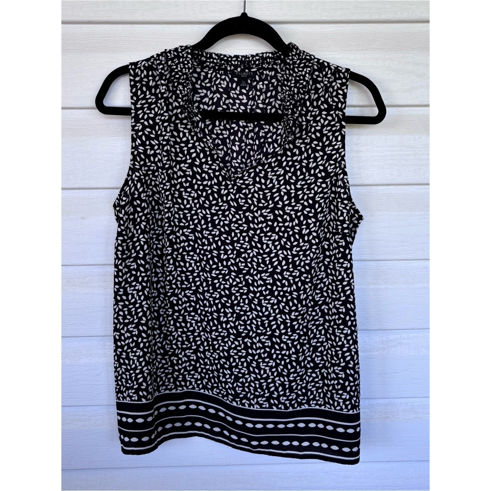 Talbots Black & White Printed Sleeveless Shell Top Size Large Petite