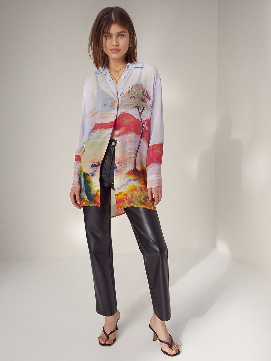 Wilfred Twain Button Up Shirt Sheer Landscape Blouse Sz XXS Multicolour Aritzia Wilfred Twain Button Up Shirt Sheer Landscape Blouse Sz XXS Multicolour Aritzia