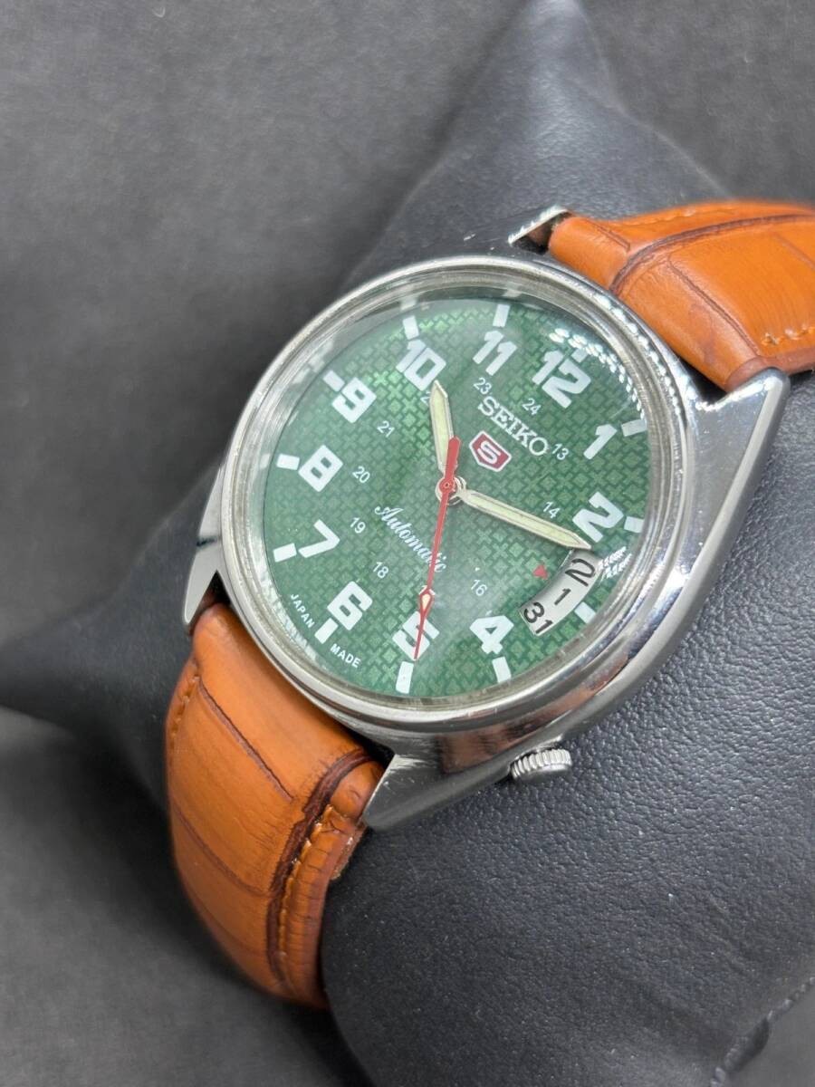 116 Excellent condition vintage SEIKO automatic men's excellent condition wristw