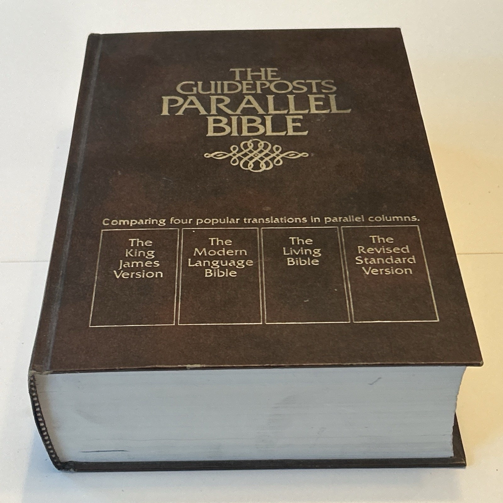 Vintage The Guideposts Parallel Bible (Guideposts, 1971) Hardcover Excellent Vintage The Guideposts Parallel Bible (Guideposts, 1971) Hardcover Excellent