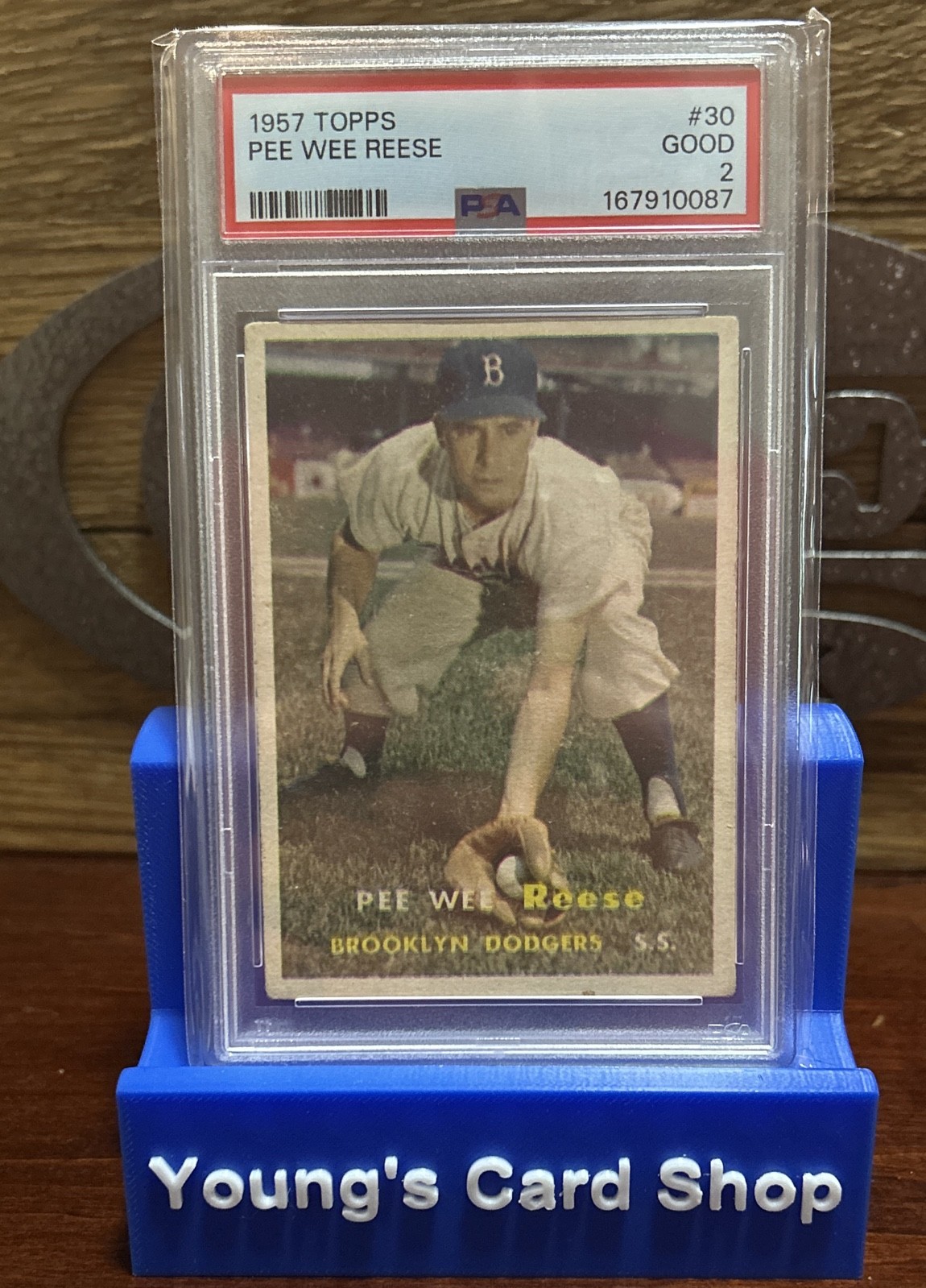 1957 Topps - Pee Wee Reese #30 PSA 2 1957 Topps - Pee Wee Reese #30 PSA 2