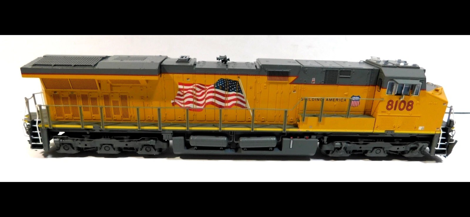 Broadway Limited 5489 HO Scale GE ES44AC Diesel DCC+S Dual Mode UP #8108 (NB) Broadway Limited 5489 HO Scale GE ES44AC Diesel DCC+S Dual Mode UP #8108 (NB)