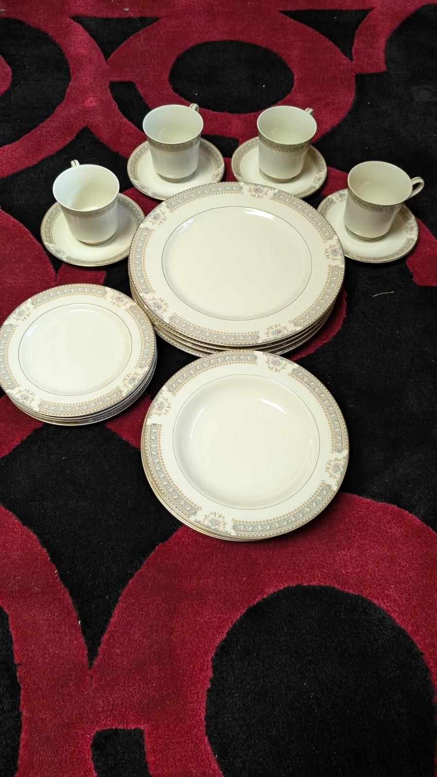New Mikasa Richelieu Ivory China 20pc Dinner Set For 4 New Mikasa Richelieu Ivory China 20pc Dinner Set For 4