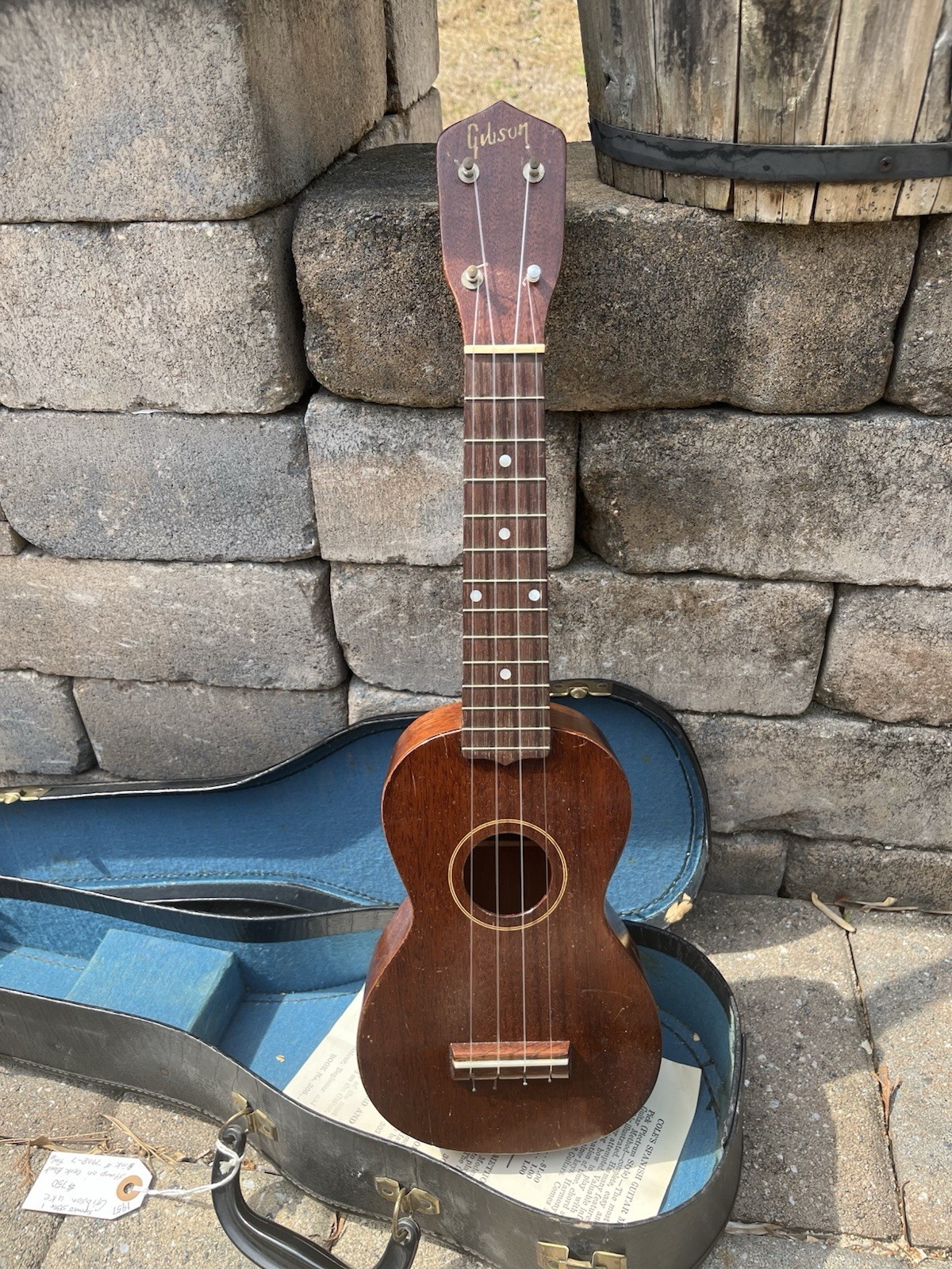 Vintage 1951 Gibson Style 1 Ukulele Vintage 1951 Gibson Style 1 Ukulele