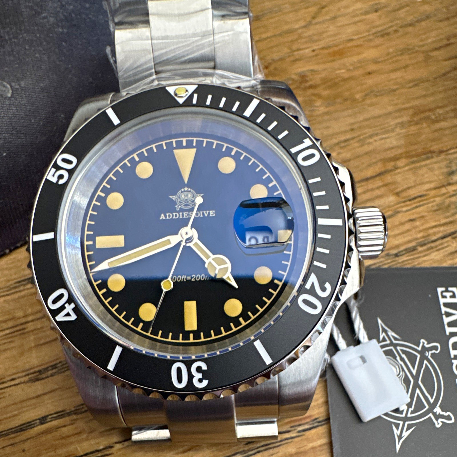 AddiesDive Men's Automatic Diver 40-43.9mm Black Dial Date Steel 200m Box AddiesDive Men's Automatic Diver 40-43.9mm Black Dial Date Steel 200m Box