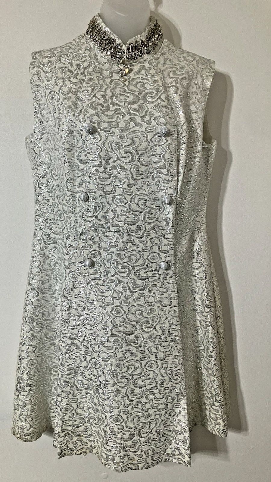 VINTAGE 1960’s Silver Textured Brocade Dress- Size 10 Going Out Party Cocktail