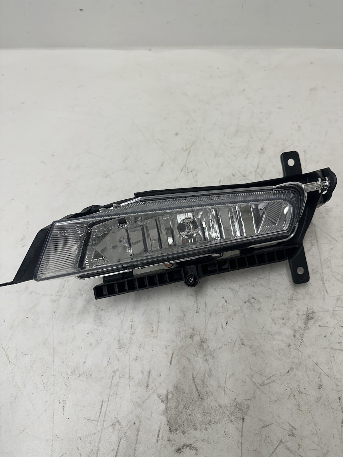 2006 2007 2008 BMW E85 E86 Z4 Left LH Driver Side Fog Light 2006 2007 2008 BMW E85 E86 Z4 Left LH Driver Side Fog Light