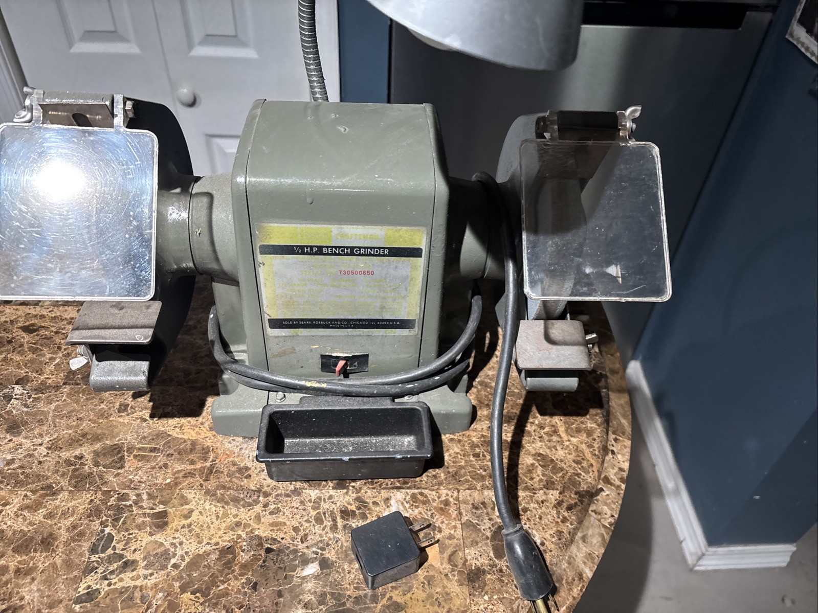 older Sears Craftsman 1/2 HP bench grinder w/ light older Sears Craftsman 1/2 HP bench grinder w/ light
