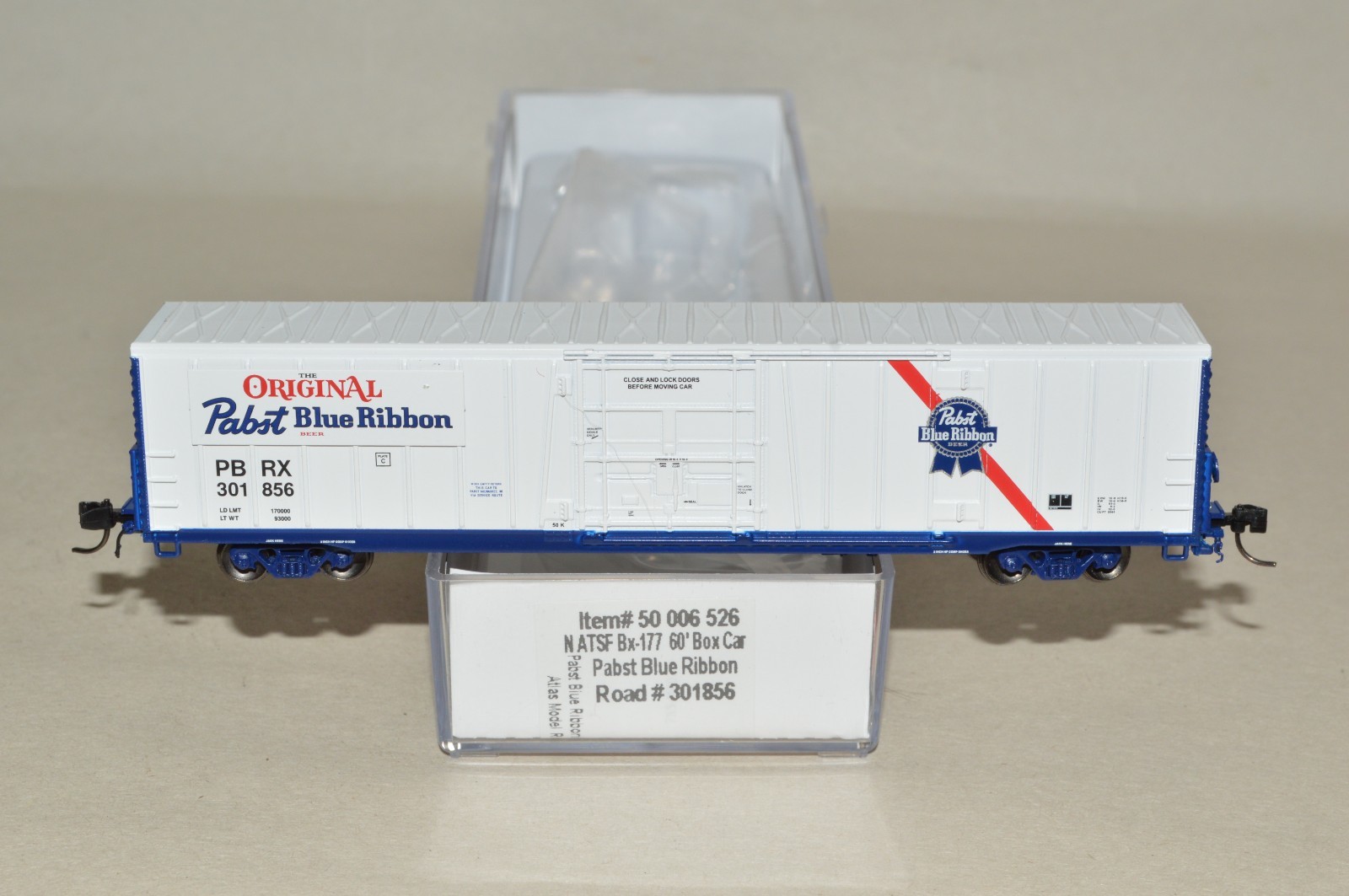 N scale Atlas Pabst Blue Ribbon Beer 60\' box car train billboard advertising