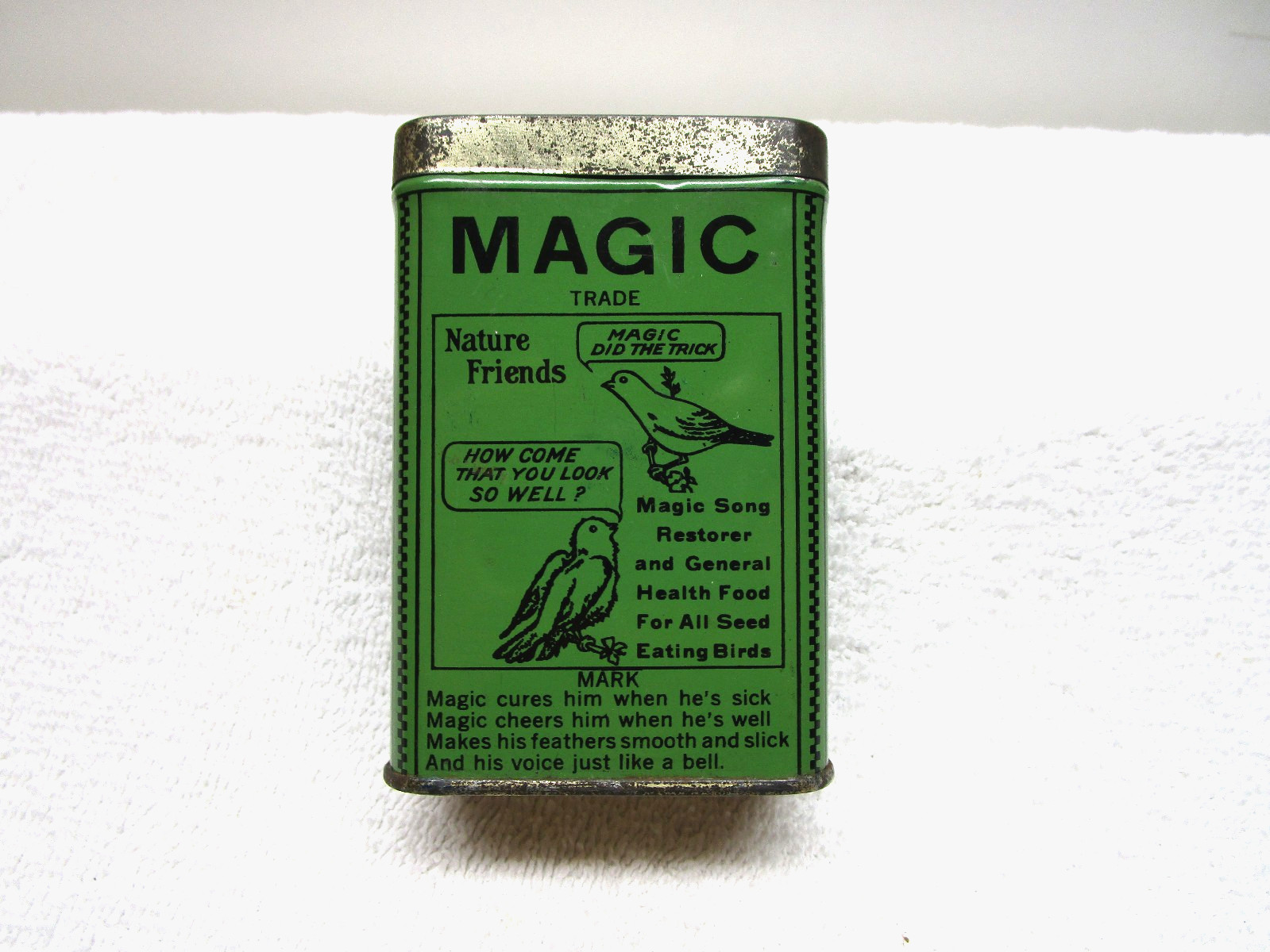 ANTIQUE MAGIC PET BIRD FOOD TIN ANTIQUE MAGIC PET BIRD FOOD TIN