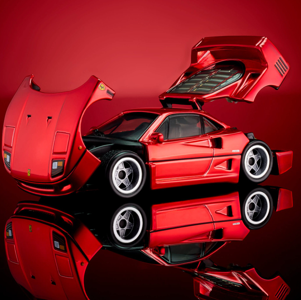 Hot Wheels RLC Exclusive FERRARI F40 IN HAND Hot Wheels RLC Exclusive FERRARI F40 IN HAND
