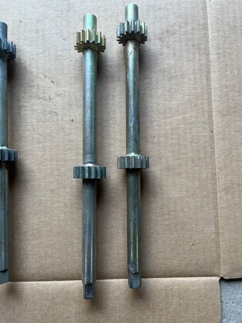Quantity of 2 - 4\ Quantity of 2 - 4\