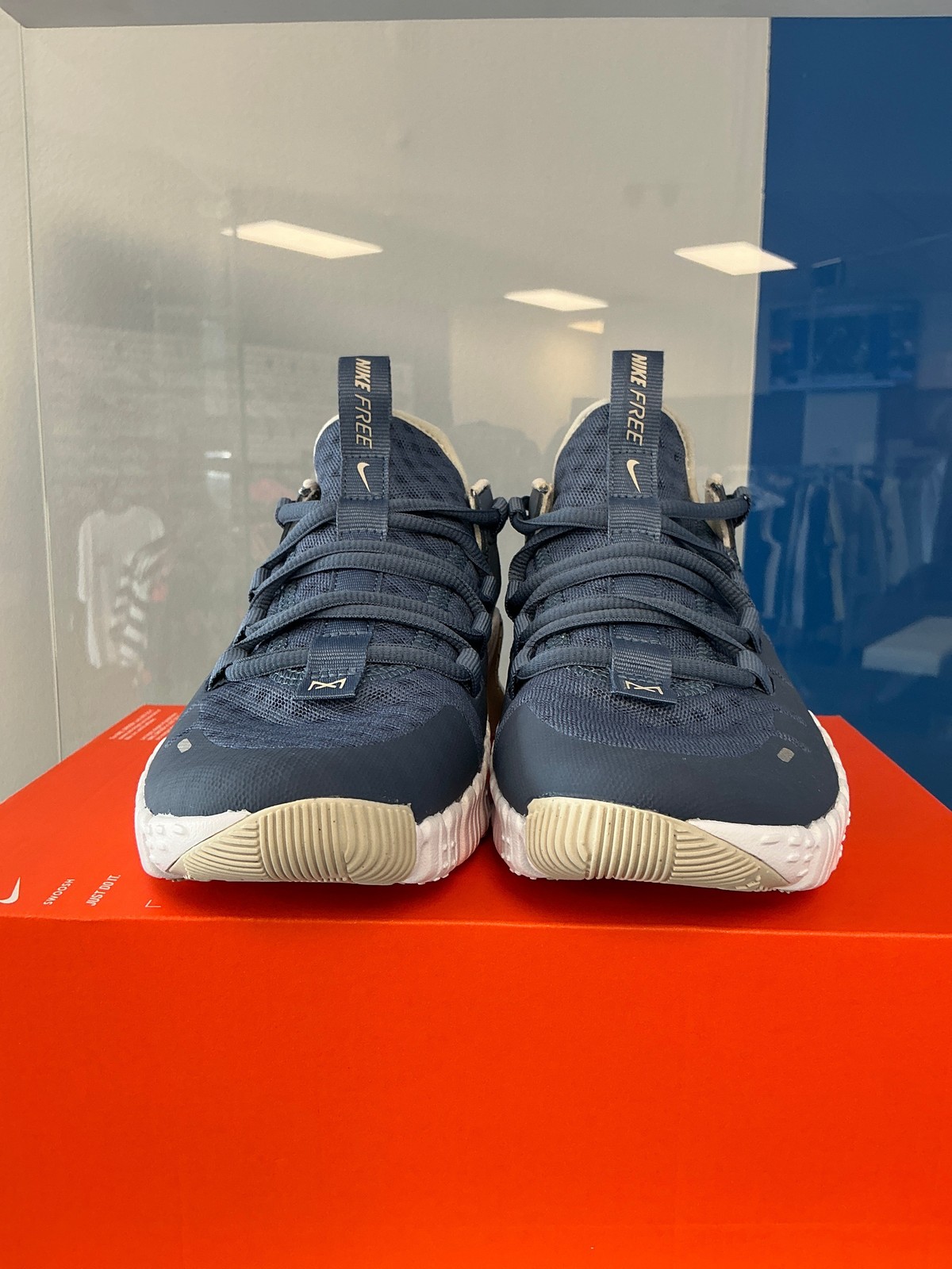 Size 9.5M/11W - Nike Free Metcon 5 Diffused Blue (Women\'s) FQ8779-491 Size 9.5M/11W - Nike Free Metcon 5 Diffused Blue (Women\'s) FQ8779-491