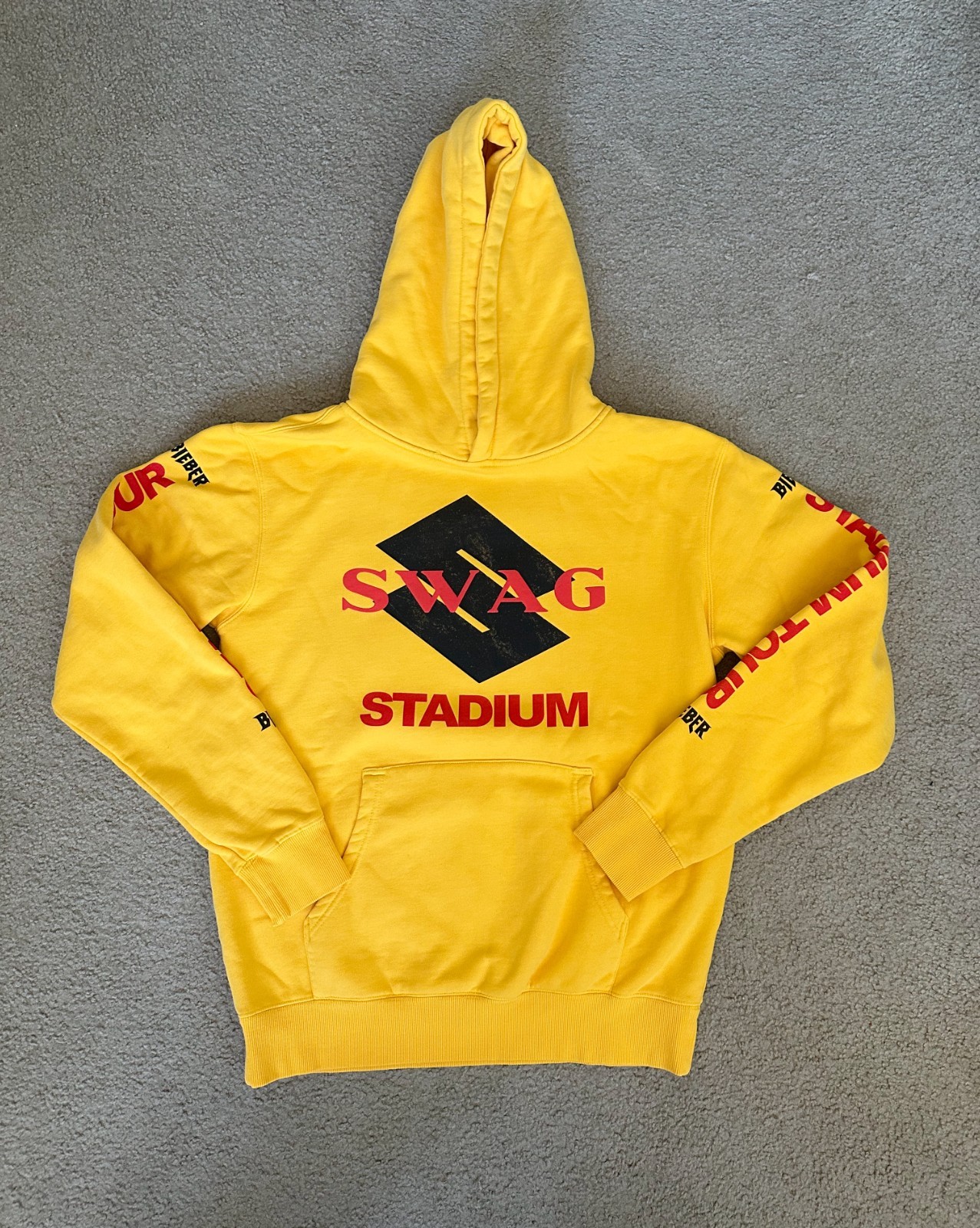 Justin Bieber Coachella 2026 SKYLRK Swag Retro Stadium Hoodie Yellow - Medium Justin Bieber Coachella 2026 SKYLRK Swag Retro Stadium Hoodie Yellow - Medium