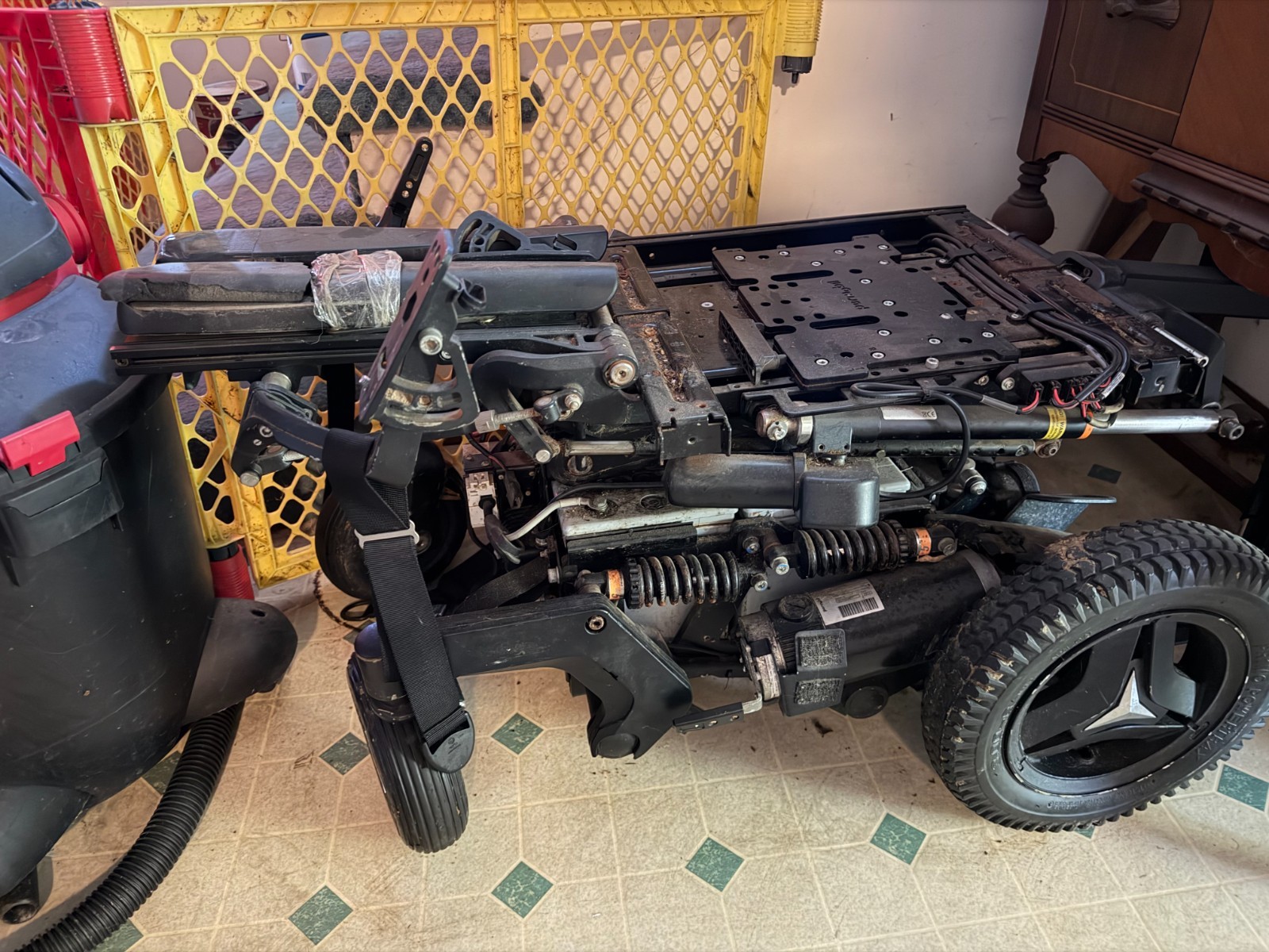 2017 Permobil F5 VS Standing Power Wheelchair – Parts/Repair – $500