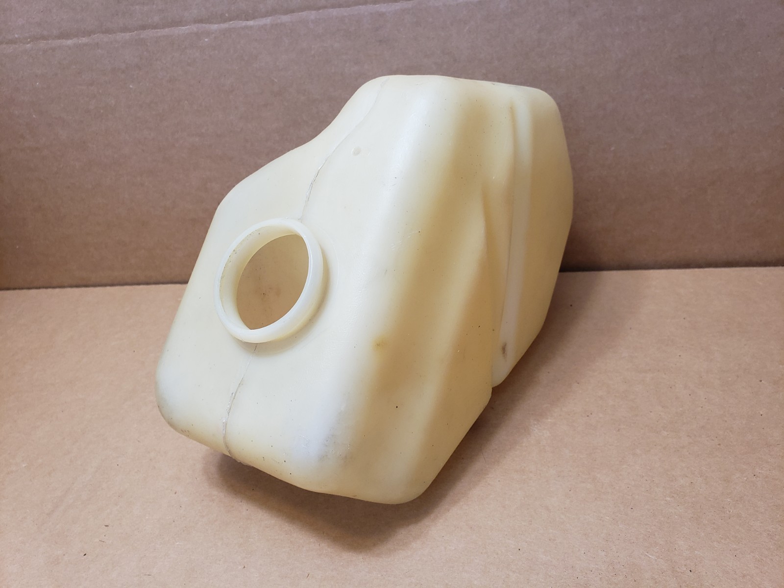NOS 1971 72 Impala Caprice Belair Windshield Washer Jar 1236158 NOS 1971 72 Impala Caprice Belair Windshield Washer Jar 1236158