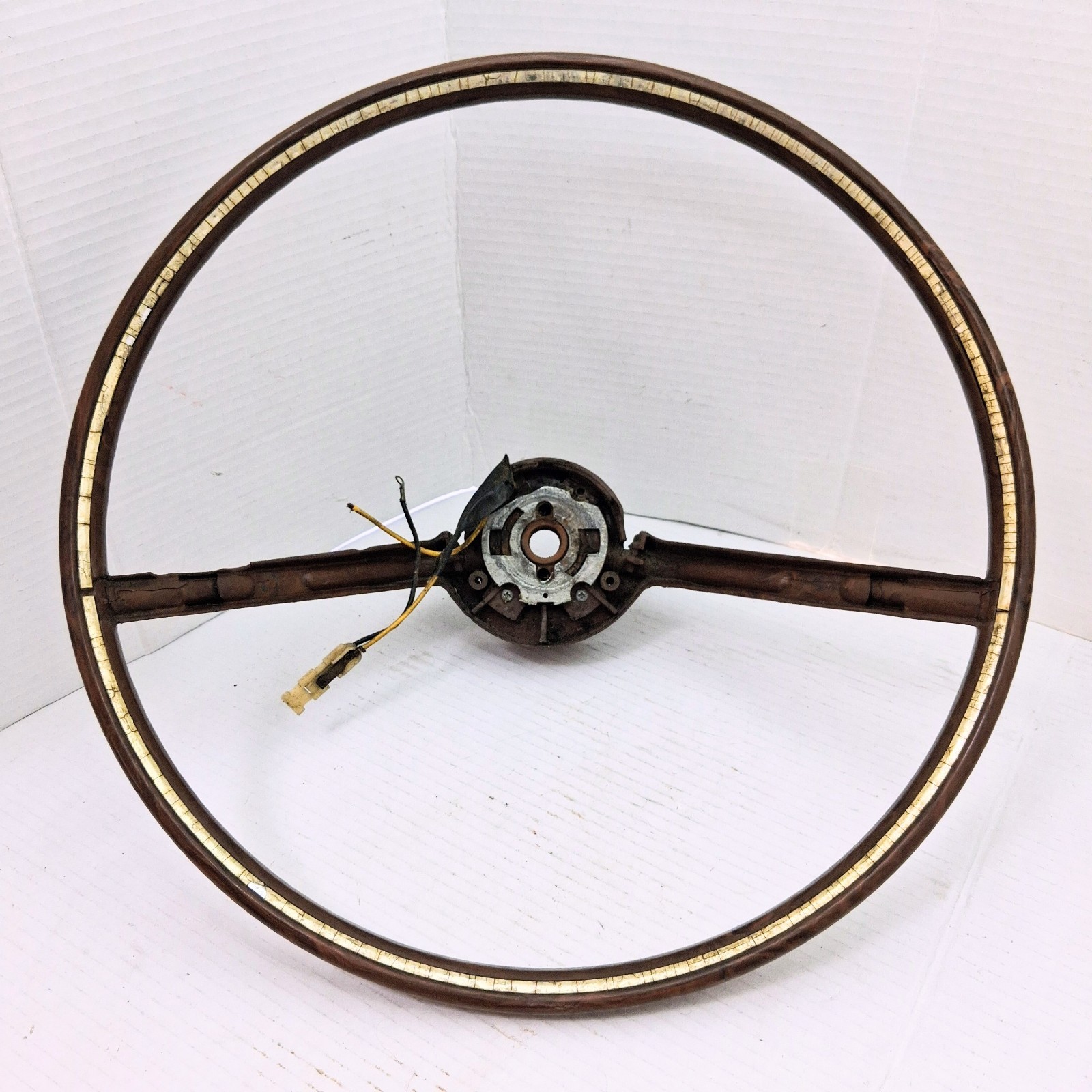 1964 FORD THUNDERBIRD WOODGRAIN STEERING WHEEL TRIM 64 OEM ORIGINAL 1964 FORD THUNDERBIRD WOODGRAIN STEERING WHEEL TRIM 64 OEM ORIGINAL