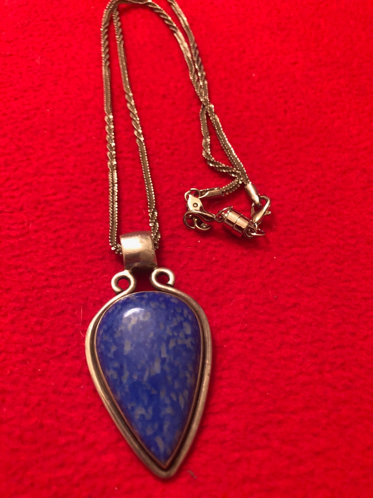Gorgeous Real Lapis Lazuli teardrop stone pendant. Gorgeous Real Lapis Lazuli teardrop stone pendant.