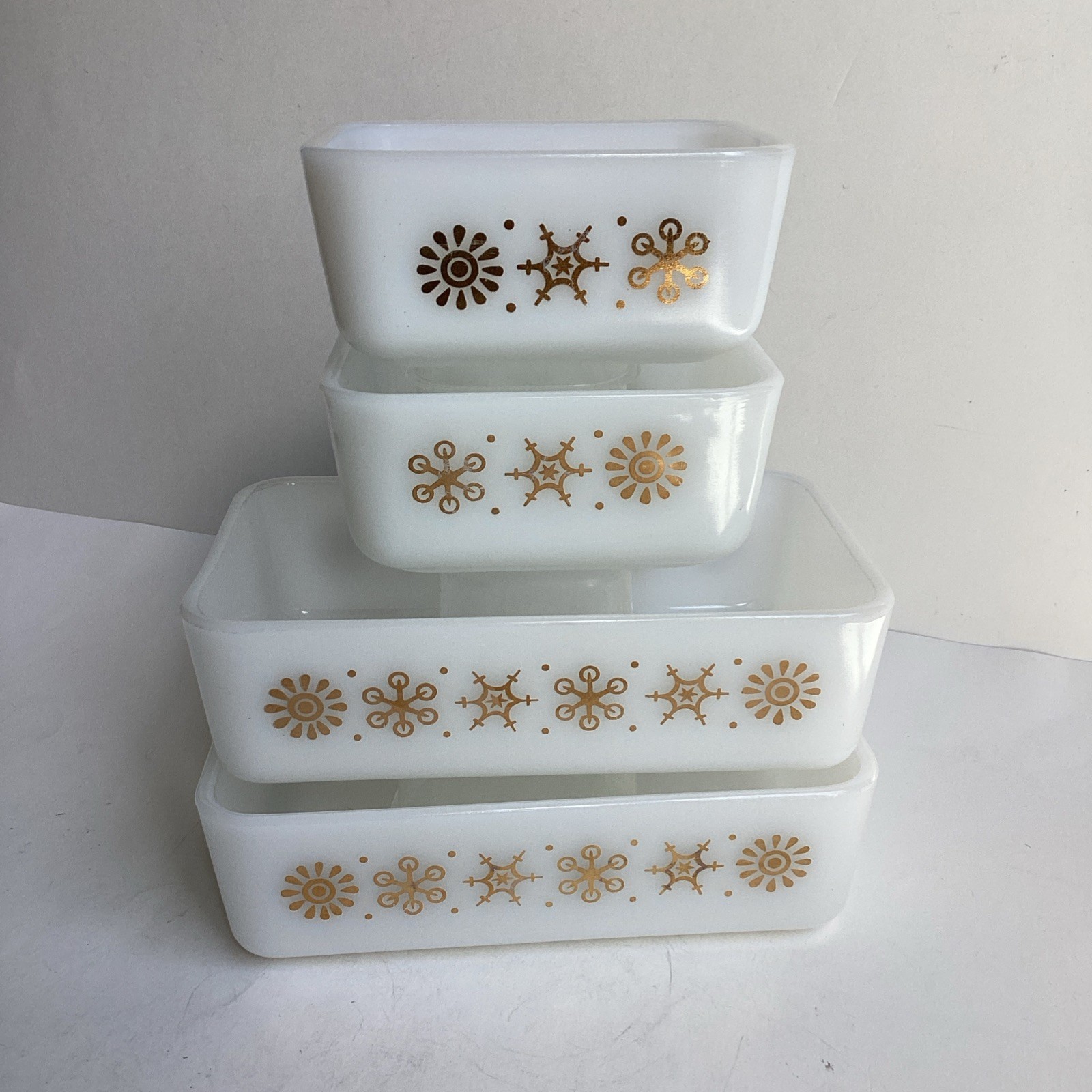 Vintage Glasbake Gold Atomic Snowflake Refrigerator Dishes Set Of 4 Fridge Opal
