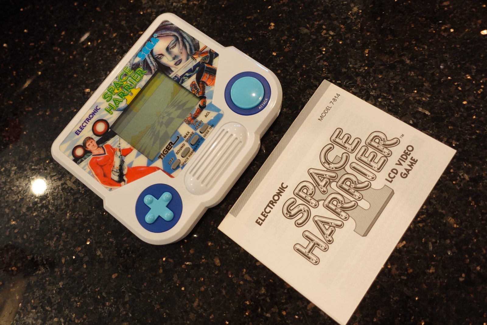 Vintage Tiger SPACE HARRIER  Handheld Electronic Tabletop Video game  D5 SEGA