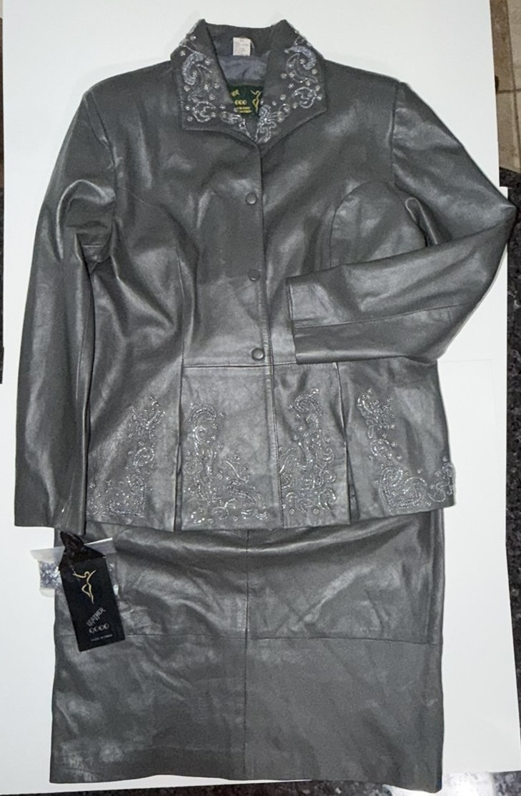 Vintage Leather 9000 Womens XL Genuine Leather Skirt Suit Beaded 2 Pc Gray NWT