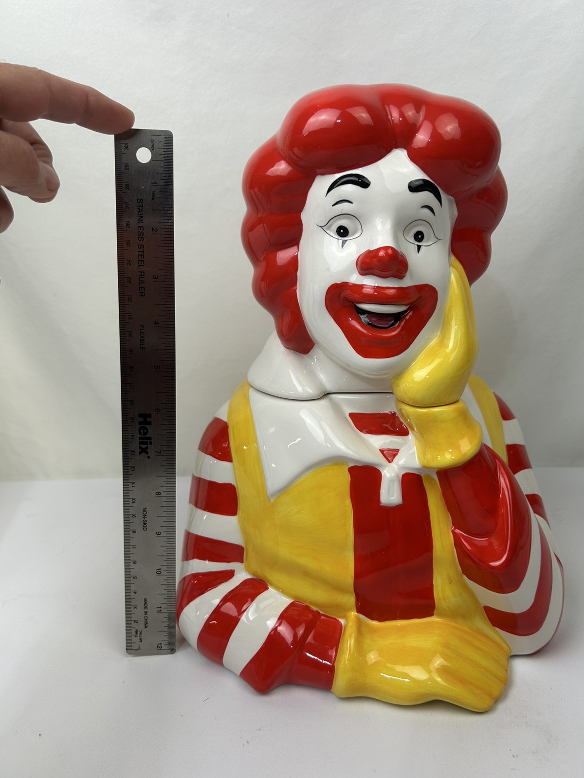 VTG 1997 Treasure Craft Ronald McDonald Ceramic Cookie Jar in Original Box