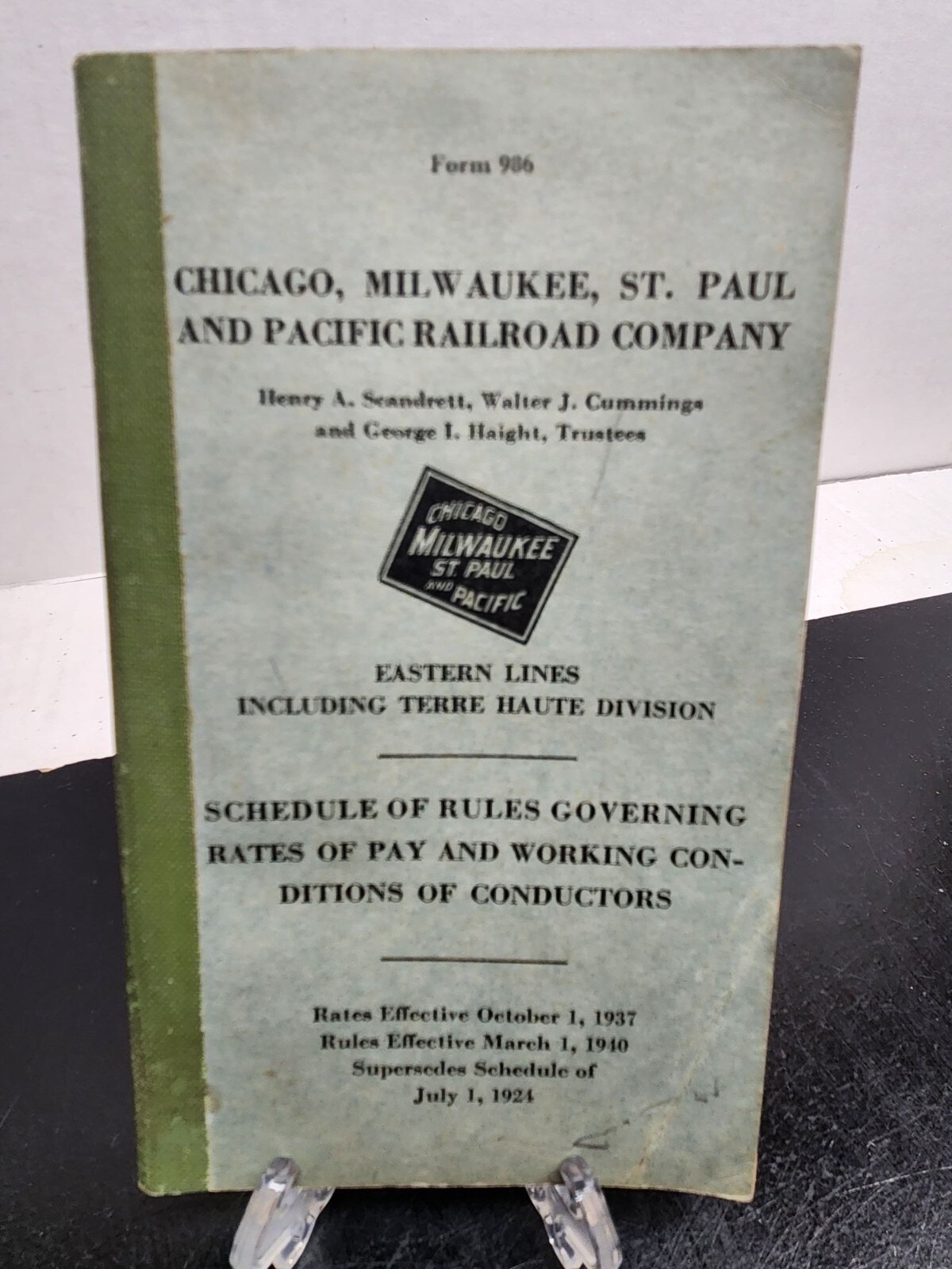 Chicago Milwaukee St Paul Pacific Railroad Co 1937-40 Conductor Rules Handbook Chicago Milwaukee St Paul Pacific Railroad Co 1937-40 Conductor Rules Handbook
