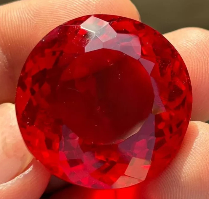 AAA+ Large Mozambique Red Ruby 88.00 Ct. Round Cut Loose Gemstone Gift for Women