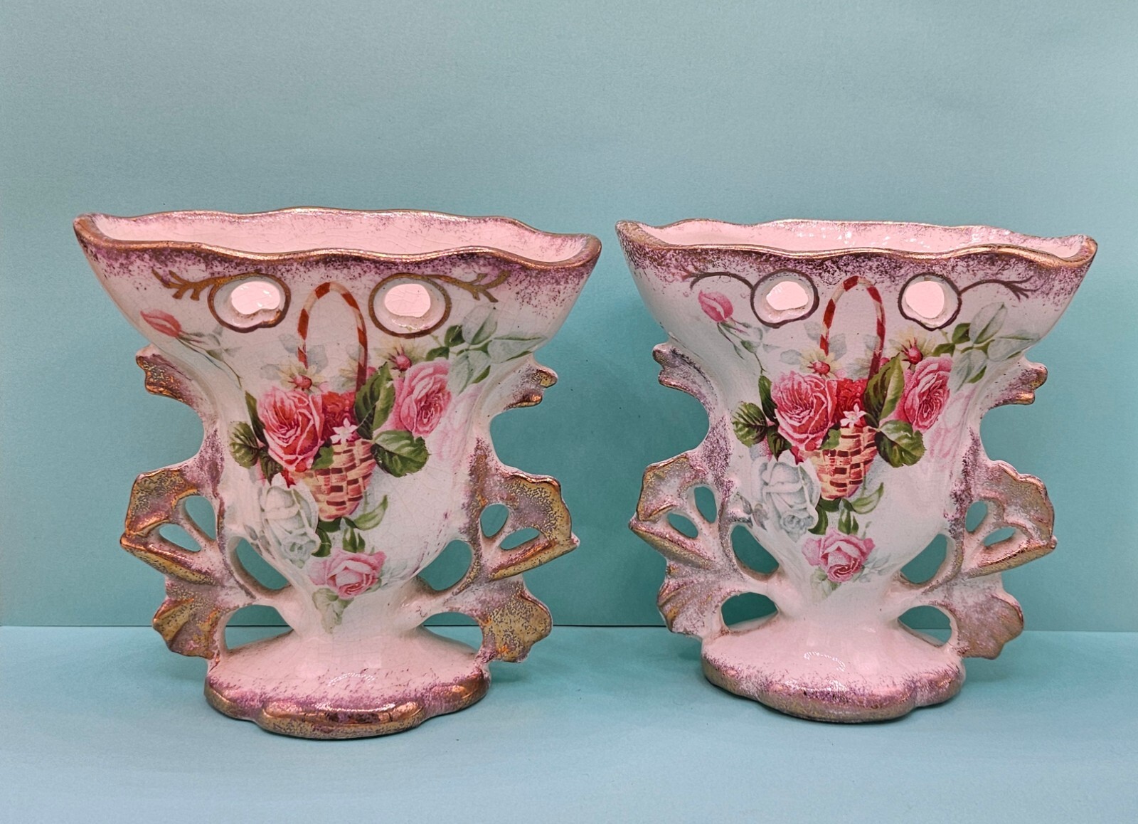 Pair of Vases Antique English Victorian Peasant Village, very good condition Pair of Vases Antique English Victorian Peasant Village, very good condition