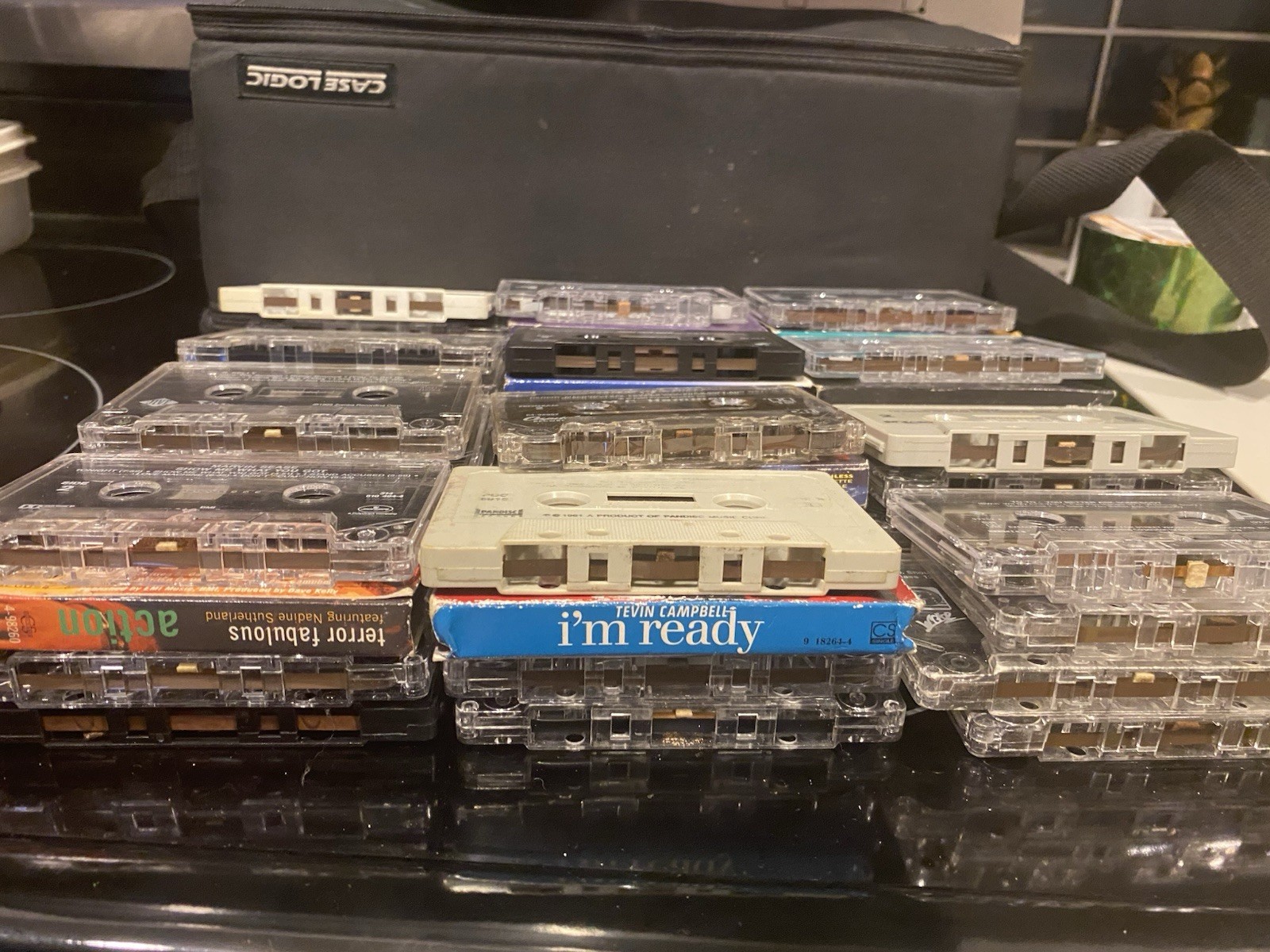 Vintage Mixed Cassette Tapes Lot Hip Hop, Oldies, Sound Tracks With Case /strap Vintage Mixed Cassette Tapes Lot Hip Hop, Oldies, Sound Tracks With Case /strap