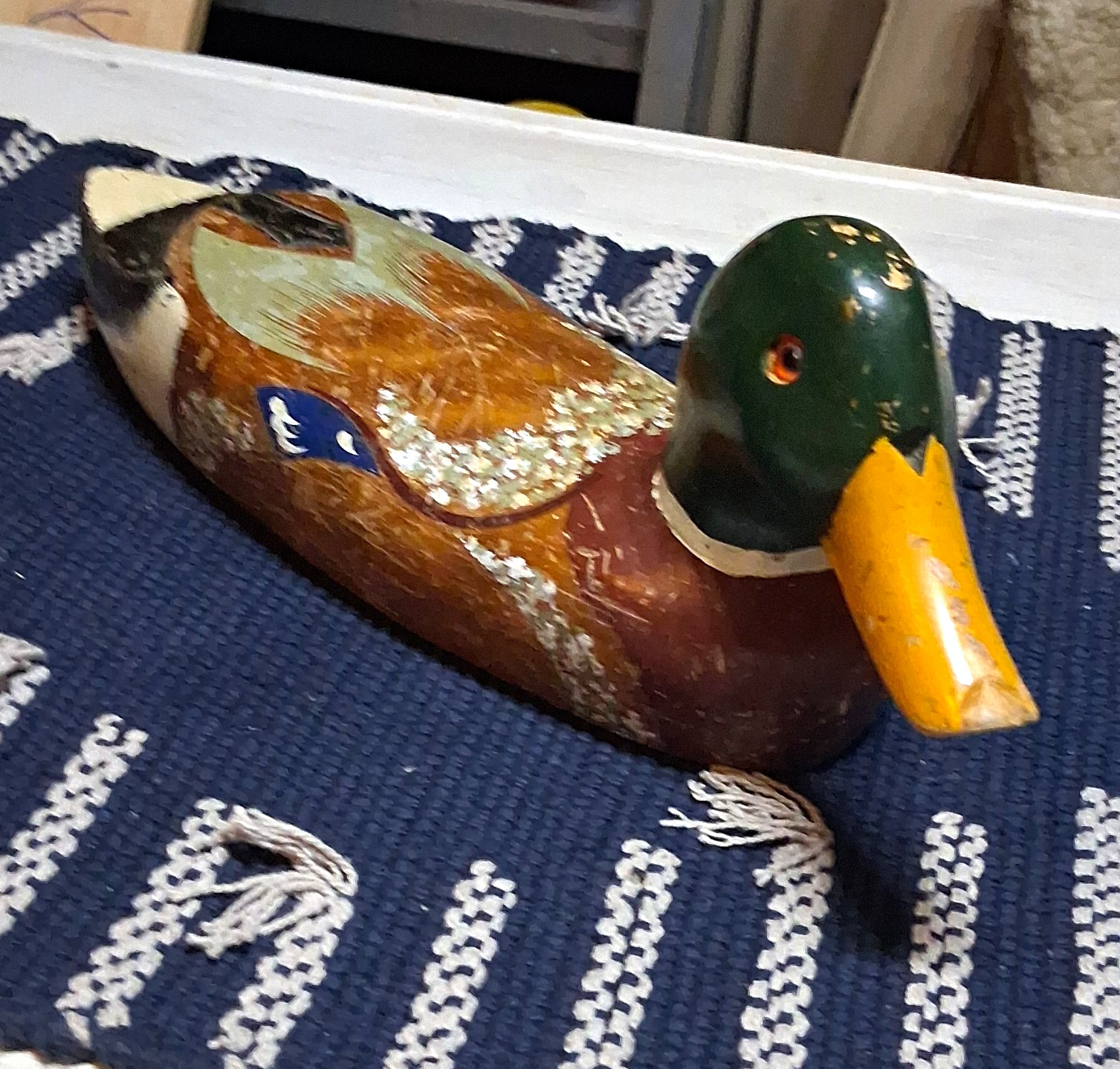 Hand-Painted Wood Glass Eyed Mallard Duck Hunting Decoy Green Head Yellow Bill Hand-Painted Wood Glass Eyed Mallard Duck Hunting Decoy Green Head Yellow Bill