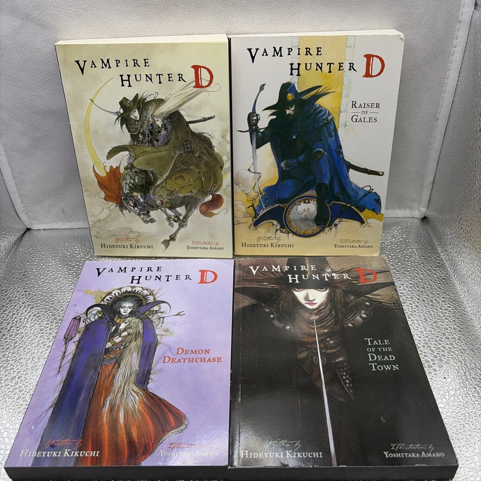 Vampire Hunter D Volumes 1-4 Hideyuki Kikuchi Book Lot Vampire Hunter D Volumes 1-4 Hideyuki Kikuchi Book Lot
