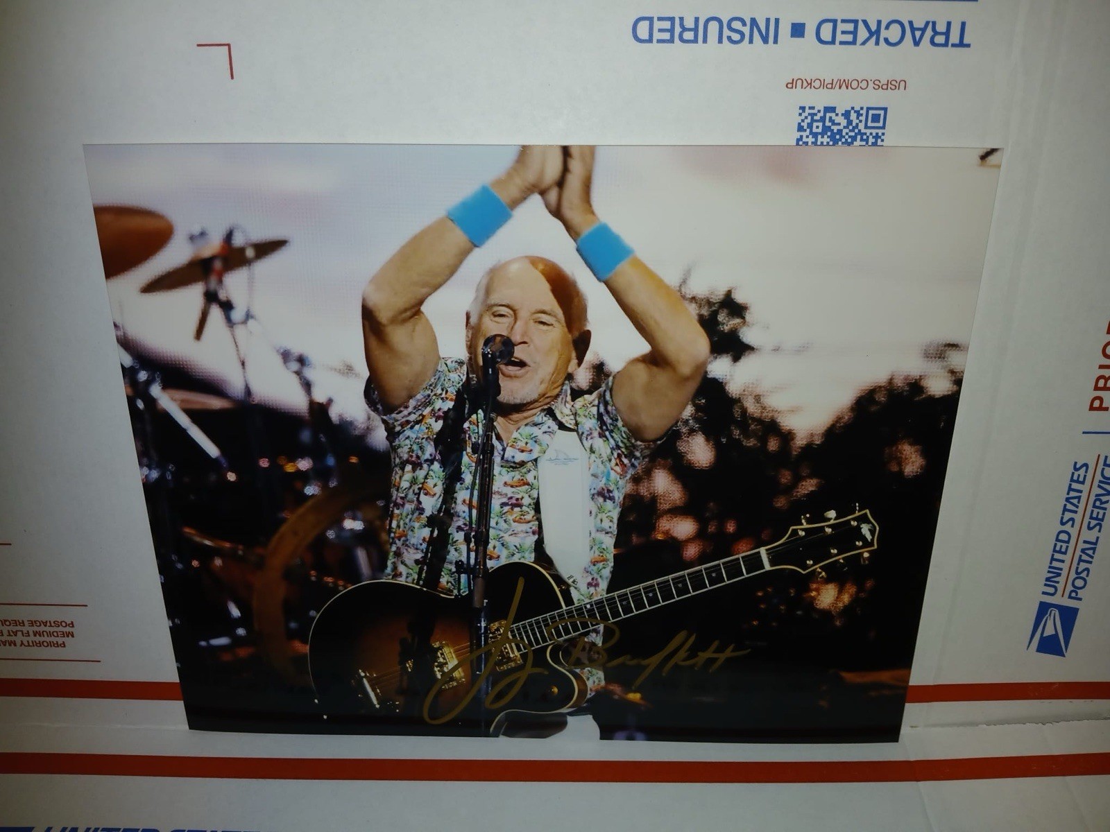 Jimmy Buffet Margaritaville Singer Autographed 8x10 Photo COA Jimmy Buffet Margaritaville Singer Autographed 8x10 Photo COA