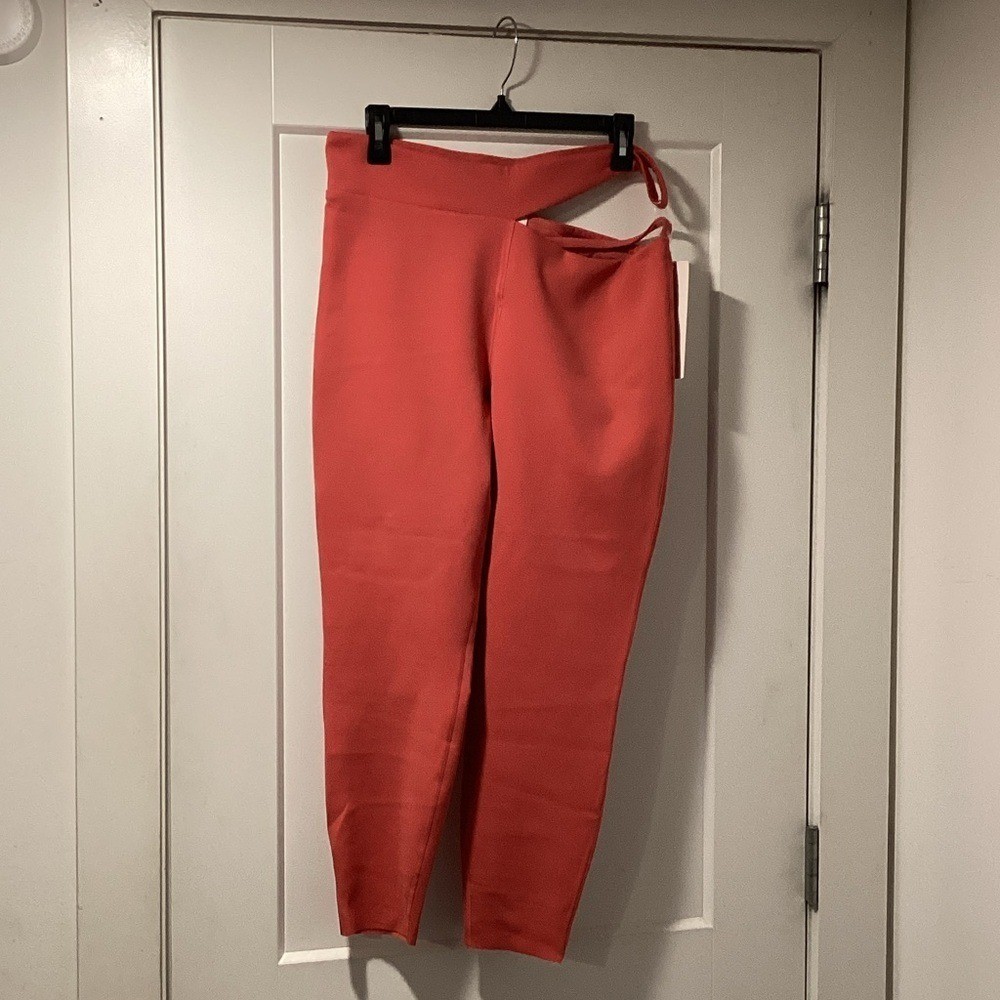 NWT Lululemon Size 14 Cut-Out Waist HR Train Tight 25\ NWT Lululemon Size 14 Cut-Out Waist HR Train Tight 25\