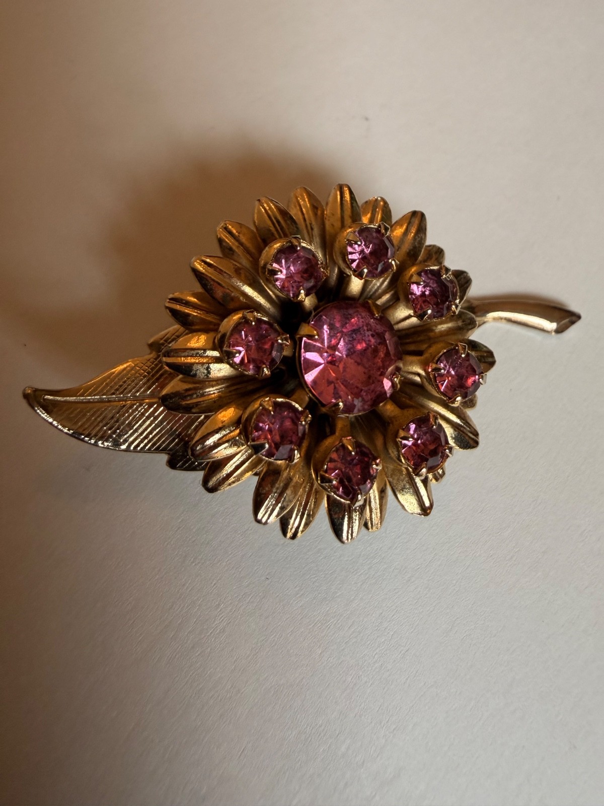 Vintage Gold Tone Pink Rhinestone Crystal Floral Brooch Vintage Gold Tone Pink Rhinestone Crystal Floral Brooch