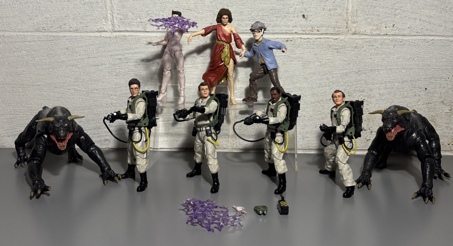 Hasbro Ghostbusters Plasma Series Tully's Terrible Night Lot Set 9 Figures 2020 Hasbro Ghostbusters Plasma Series Tully's Terrible Night Lot Set 9 Figures 2020